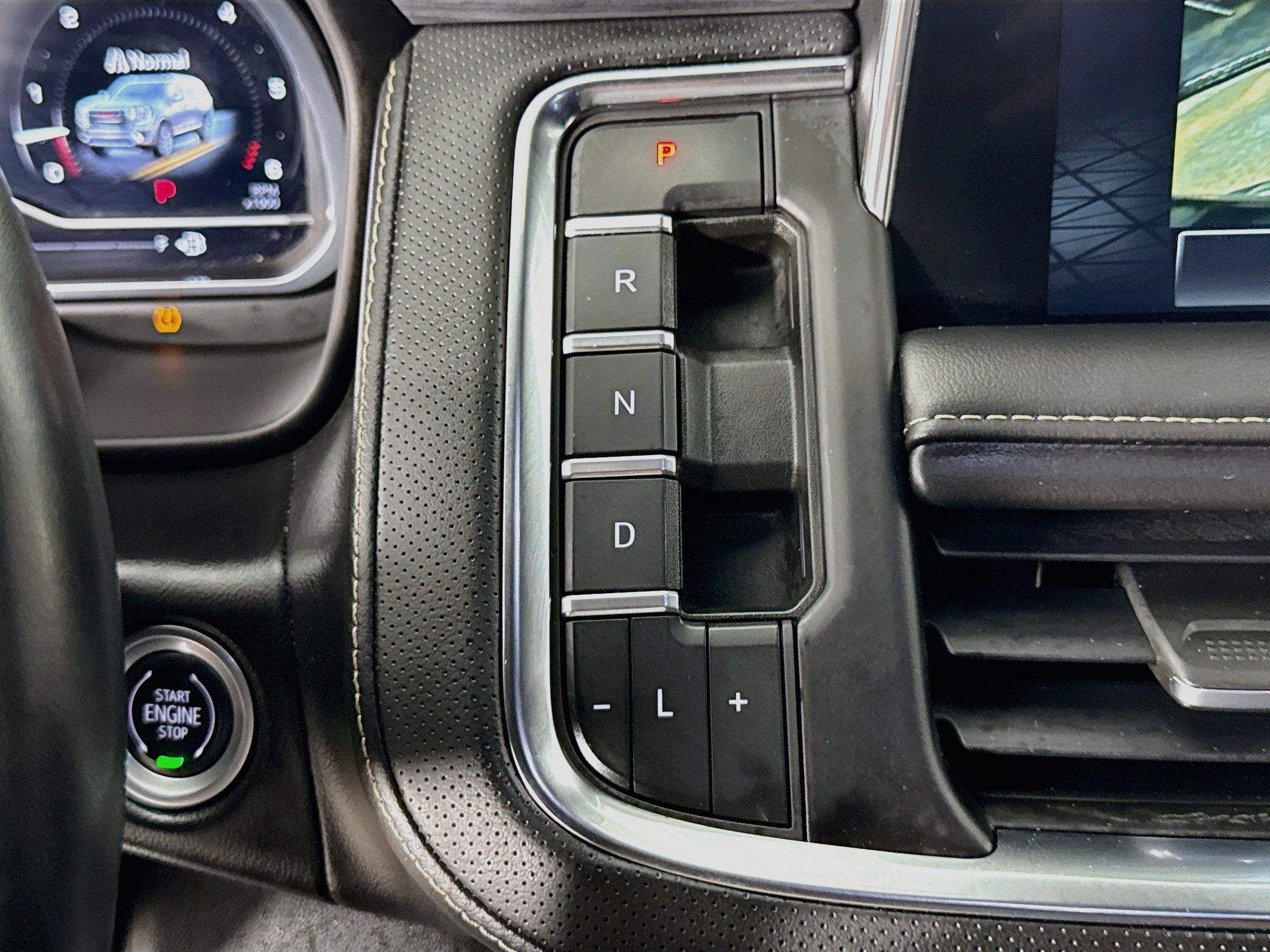 Used 2023 GMC Yukon XL SLT RWD image 19