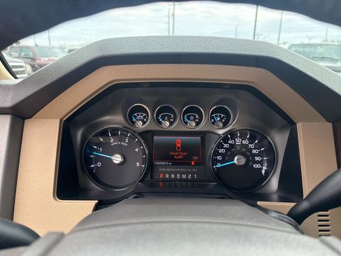 Used 2016 Ford F350 Lariat w/ Lariat Interior Package image 13