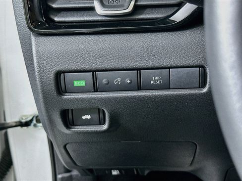 Used 2024 Nissan Sentra SV w/ All-Weather Package FWD image 16