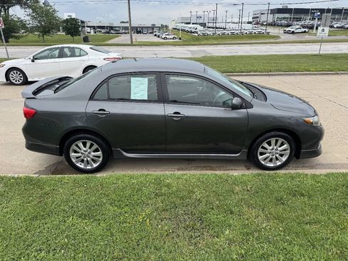 Used 2010 Toyota Corolla S FWD image 6