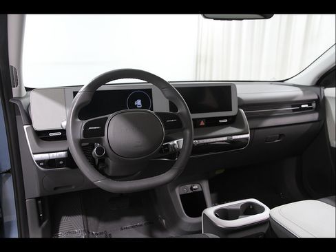 Certified 2024 Hyundai Ioniq 5 SEL RWD image 6