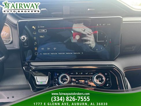 Used 2024 GMC Sierra 2500 AT4 w/ Technology Package image 21