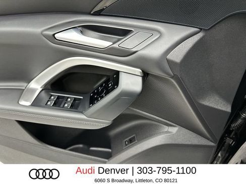 Used 2025 Audi Q5 Premium w/ Convenience Package AWD/4WD image 13