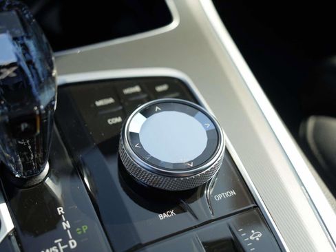 Certified 2022 BMW X5 xDrive45e w/ Executive Package image 26