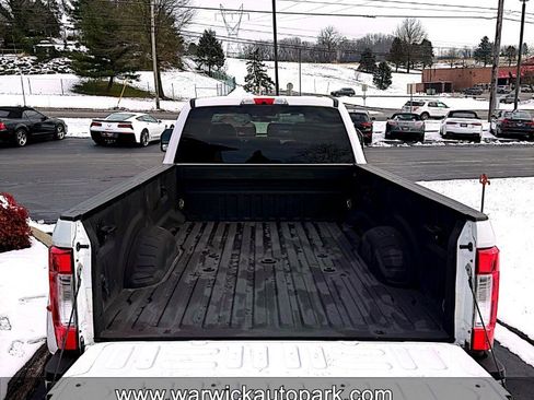 Used 2017 Ford F450 XLT w/ XLT Premium Package image 18