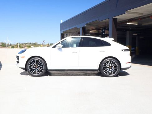 New 2026 Porsche Cayenne Coupe image 2