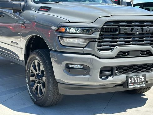 New 2026 RAM 2500 Big Horn AWD/4WD image 8