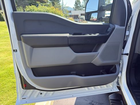 New 2025 Ford F350 XL w/ XL Chrome Package image 14