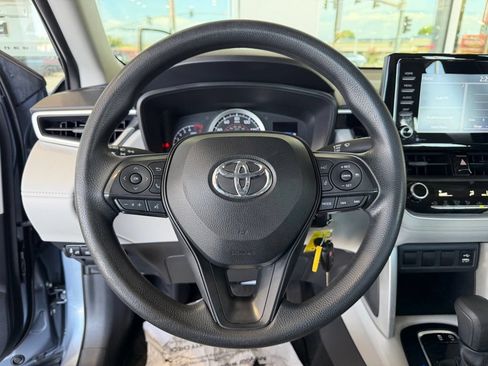 Used 2022 Toyota Corolla Cross L FWD image 22