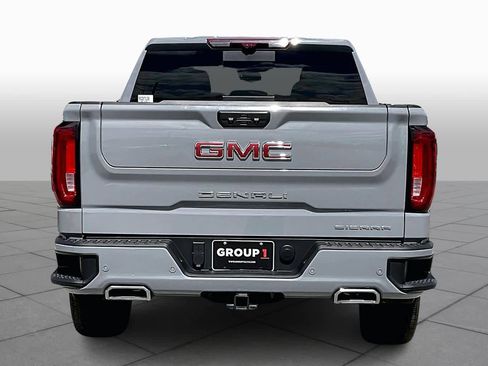 Used 2025 GMC Sierra 1500 Denali w/ Denali Reserve Package image 4