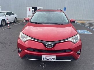 Used 2016 Toyota RAV4 XLE video 2