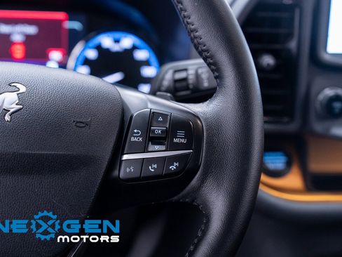 Used 2023 Ford Bronco Sport Badlands image 19