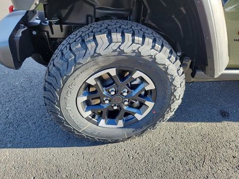 New 2026 Jeep Wrangler Unlimited Rubicon w/ Technology Group image 13