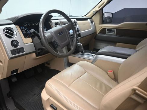 Used 2014 Ford F150 Lariat w/ Lariat Chrome Package AWD/4WD image 19