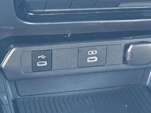 Used 2024 Toyota Prius Prime FWD image 26