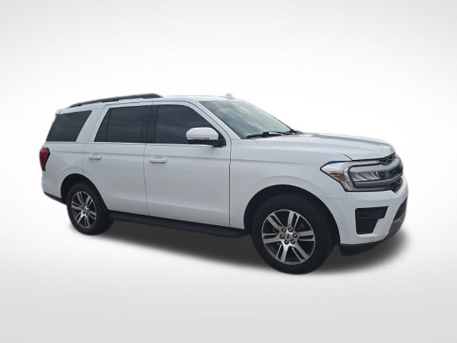Used 2024 Ford Expedition XLT RWD image 1