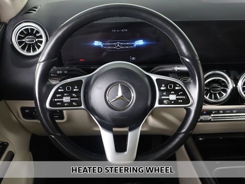 Used 2023 Mercedes-Benz GLA 250 4MATIC w/ Premium Package image 6