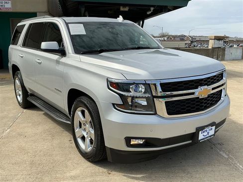 Used 2016 Chevrolet Tahoe LT AWD/4WD image 9
