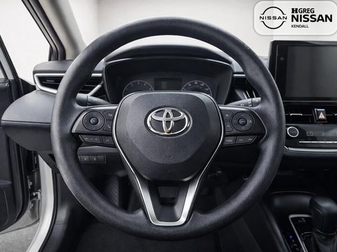 Used 2024 Toyota Corolla LE FWD image 8