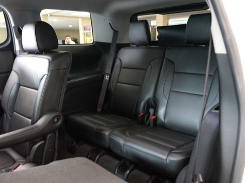 Used 2020 GMC Acadia SLT AWD/4WD image 13