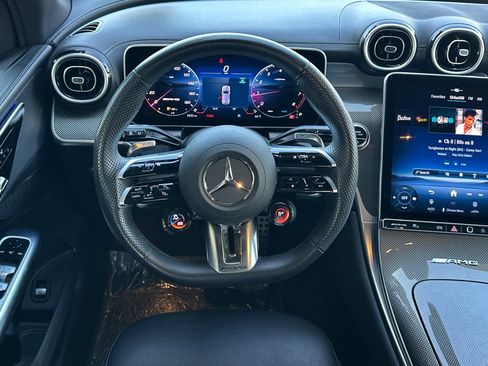 Used 2025 Mercedes-Benz GLC 43 AMG 4MATIC image 16