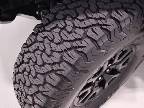 Certified 2026 Ford Bronco Raptor AWD/4WD image 42