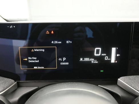 Used 2025 Nissan Kicks SV FWD image 13