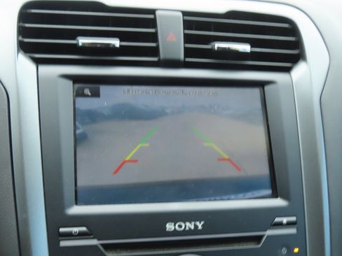 Used 2014 Ford Fusion Titanium FWD image 31