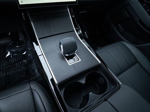 Used 2024 Land Rover Range Rover Evoque S image 24