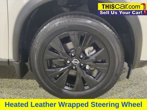 Used 2023 Nissan Rogue SV w/ SV Premium B Package FWD image 24