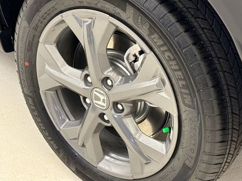 New 2026 Honda HR-V LX image 12