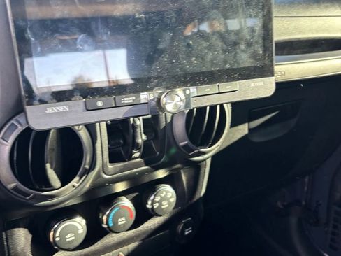 Used 2017 Jeep Wrangler Unlimited Sport w/ Quick Order Package 24S image 11