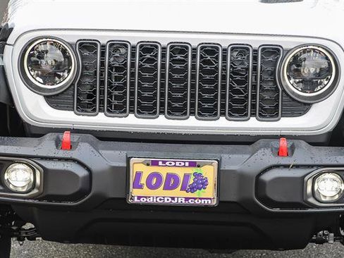 New 2026 Jeep Wrangler Unlimited Rubicon image 7