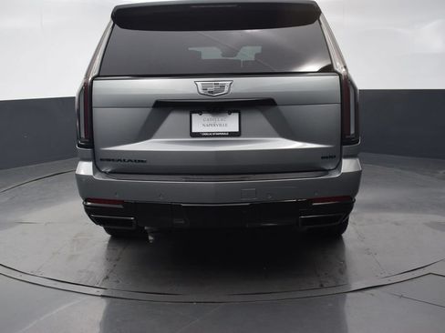 New 2026 Cadillac Escalade ESV Platinum Sport w/ LPO, ONYX Package AWD/4WD image 5