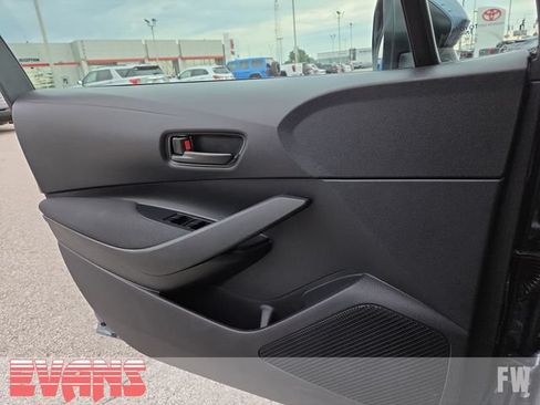 Used 2024 Toyota Corolla LE FWD image 16