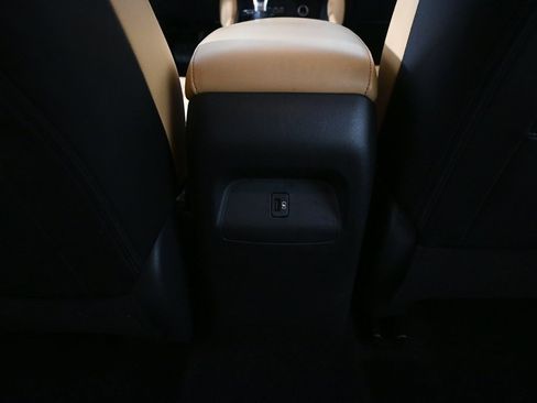 Used 2020 Nissan Sentra SV w/ SV Premium Package image 16