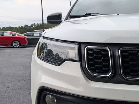Used 2024 Jeep Compass Latitude AWD/4WD image 10