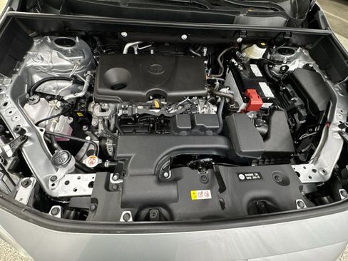 Used 2025 Toyota RAV4 LE AWD/4WD image 37