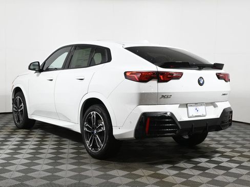 New 2026 BMW X2 xDrive28i w/ Technology Package AWD/4WD image 5