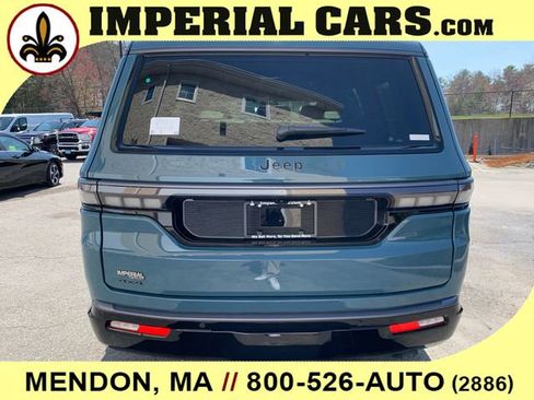 New 2026 Jeep Grand Wagoneer Limited w/ Premium Group II AWD/4WD image 10