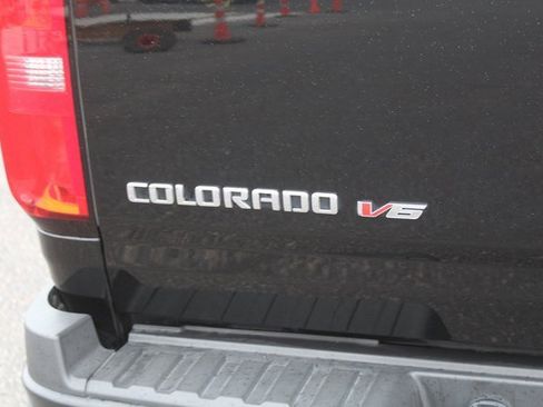 Used 2020 Chevrolet Colorado ZR2 w/ ZR2 Midnight Special Edition image 5