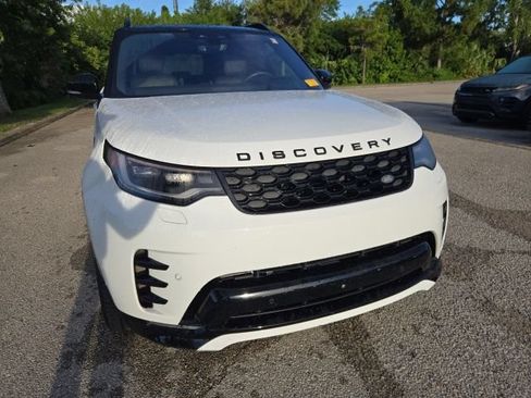 Used 2021 Land Rover Discovery S R-Dynamic AWD/4WD image 8