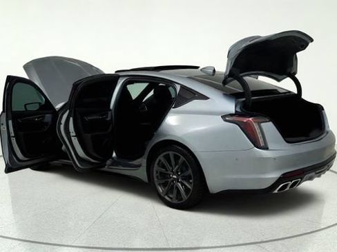 Used 2023 Cadillac CT5 V w/ Premium Package RWD image 13