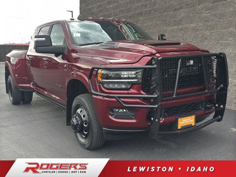 Used 2023 RAM 3500 Limited AWD/4WD image 1