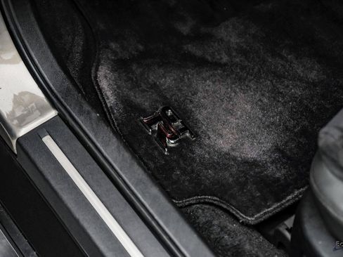 Used 2009 Nissan GT-R Premium image 43