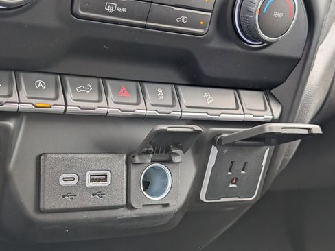 New 2026 Chevrolet Silverado 1500 Custom Trail Boss w/ LPO, Dark Essentials Package image 19