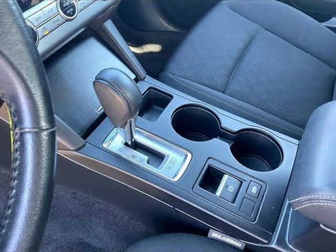 Used 2015 Subaru Legacy 2.5i Premium image 17