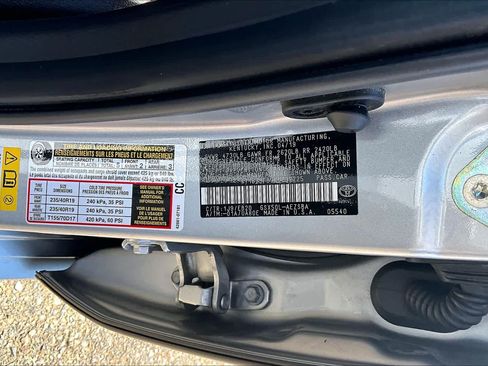 Used 2019 Toyota Avalon Touring w/ Advanced Safety Package FWD image 36