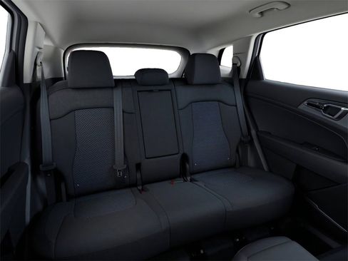 New 2026 Kia Sportage LX image 16