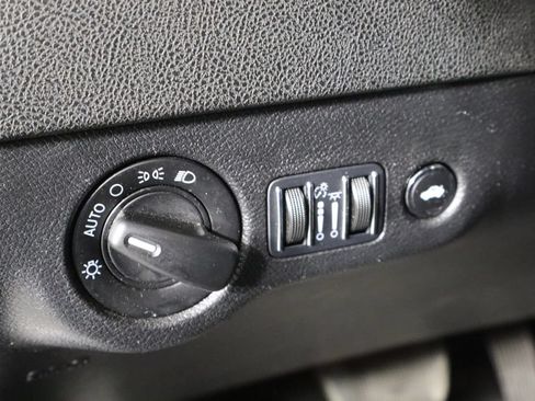 Used 2023 Dodge Charger SXT RWD image 23
